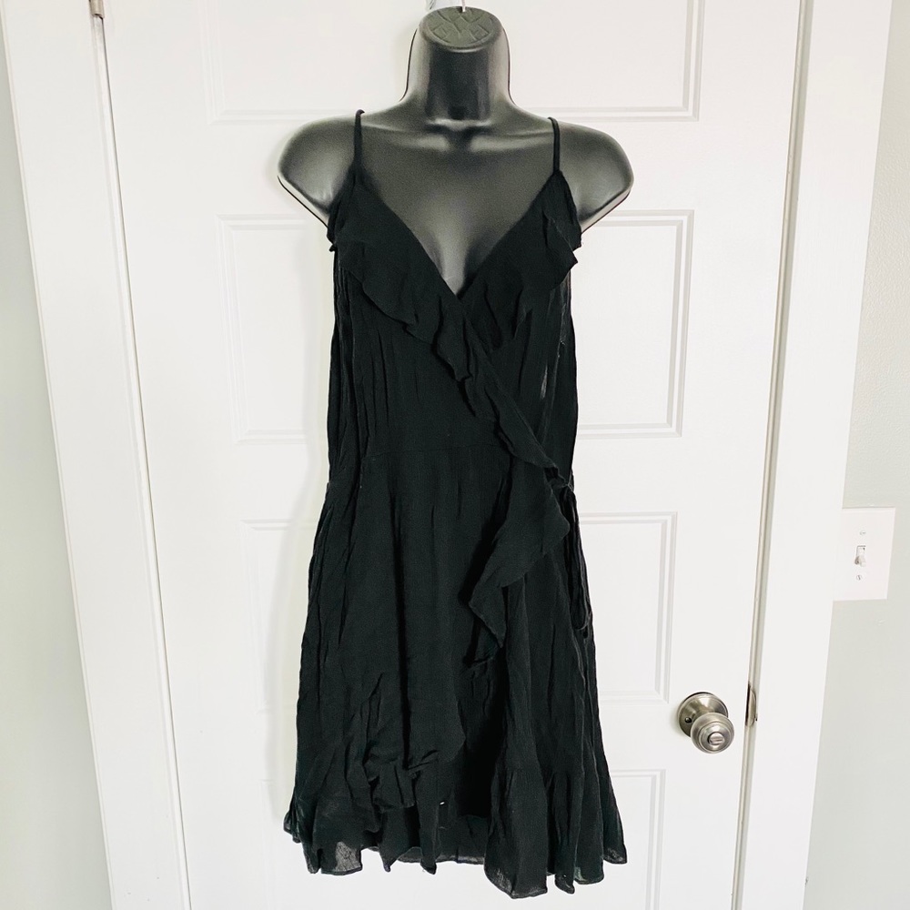 Cute NEW Mossimo Black Dress!